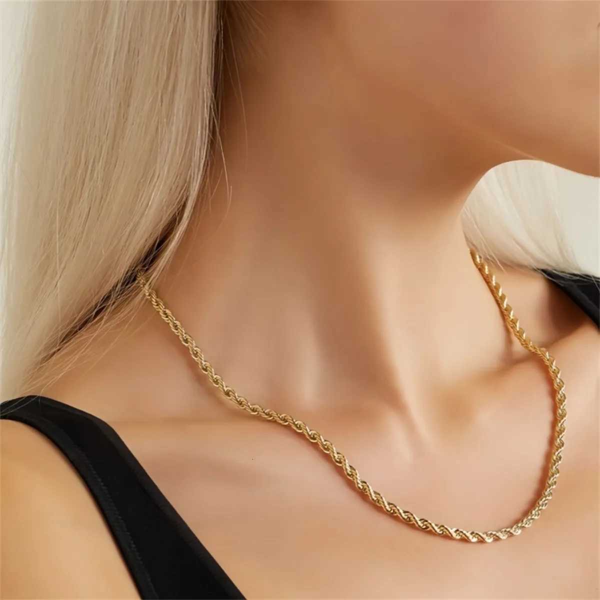 Twist Chain Necklace Twist Shape Stainless Steel Golden and Silvery Hip Hop Style Rope Chain Womens Fashion Simple New Jewelry V251022