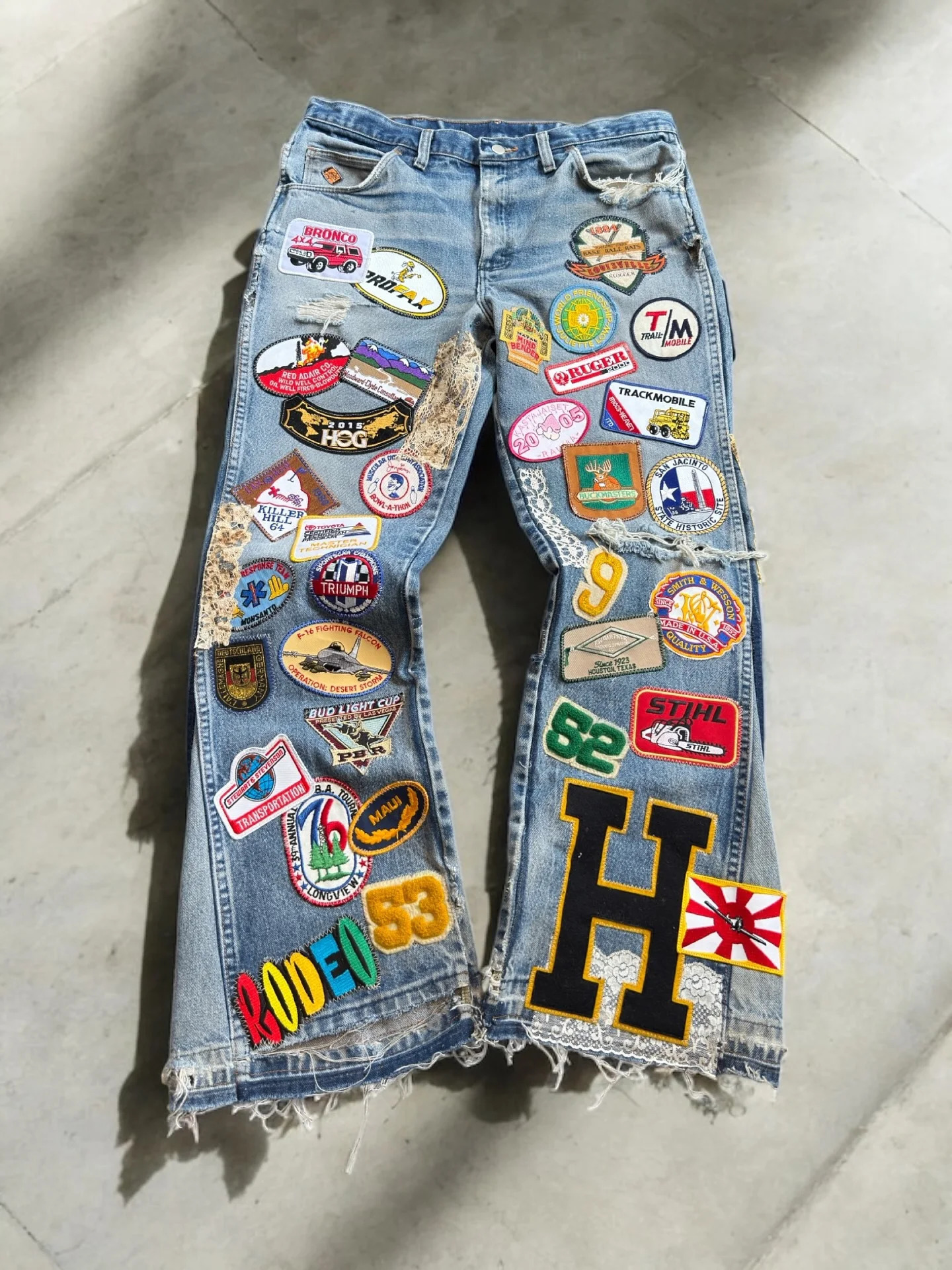 American Vintage Y2K Multi Patch Jeans Mens Womens Blue Distressed Bell Bottom Patch Embroidered Pattern Baggy Trousers251021