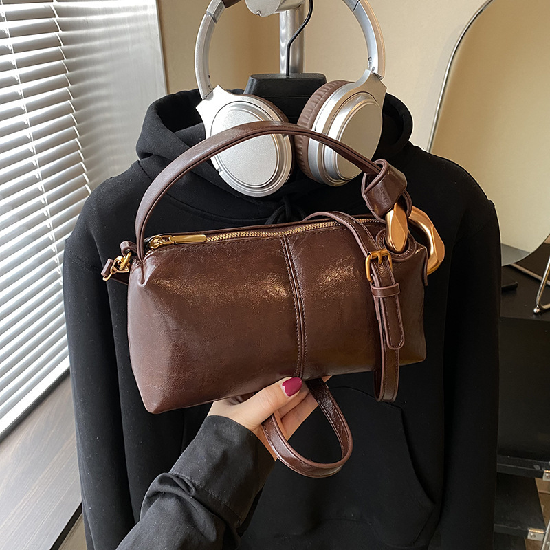 Luxury Brand Designer Bag Autumn Winter Pillow Bag For Women 2025 New High-End Niche Design Handbag Shoulder Crossbody Bag