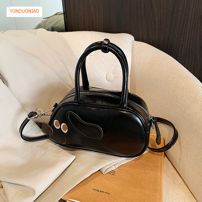 Fashionable, simple, cartoon, cute style handbag, autumn and winter new trend, versatile style, women's shoulder bag, designer bag