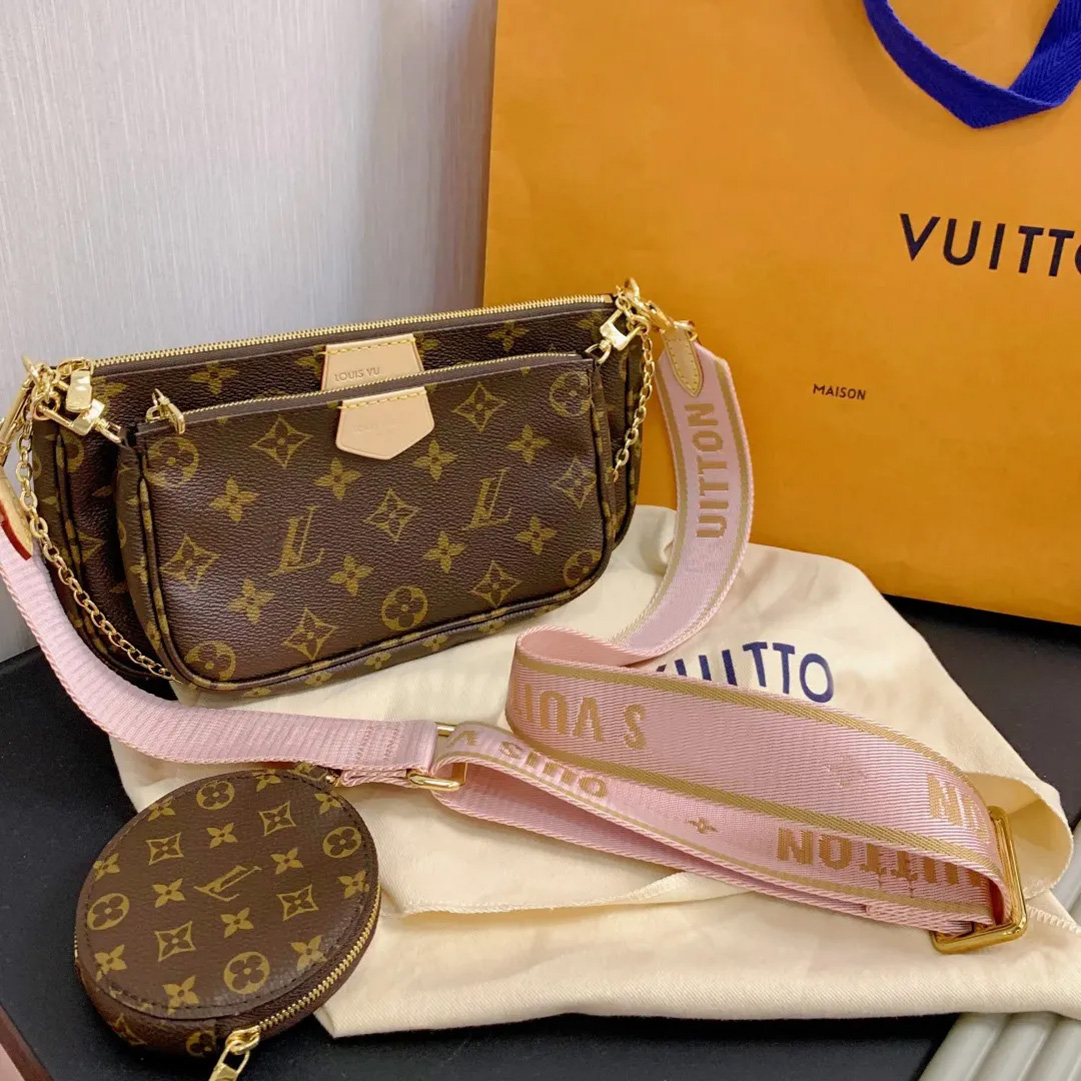 Designer bag Luxury bag Embossed brown key handbag Women's bag Premium chain leather bag Luxury printed leather Embossed armpit bag