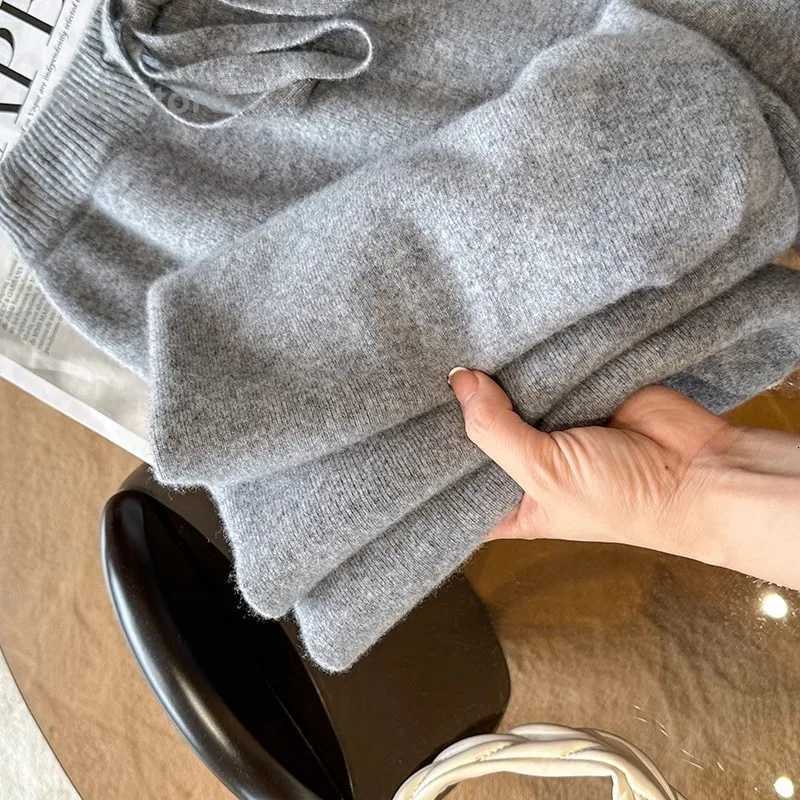 Autumn and Winter Temperament Wool High Waist Loose Wide Leg Pants Womens Cloud Casual Soft Waxy Wool Straight TrousersT251022