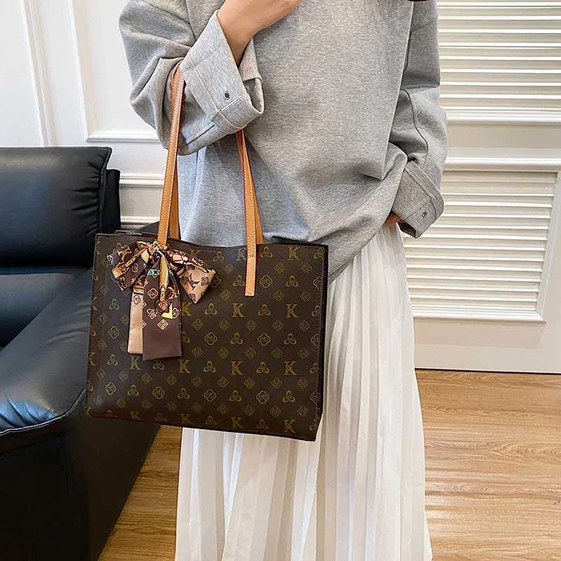 Designer Inspired Mogram Tote Bag for Wen 2026 Spacious Work Bag Mtiway Crossbody Purse Vintage Chic Ahetic Y251022