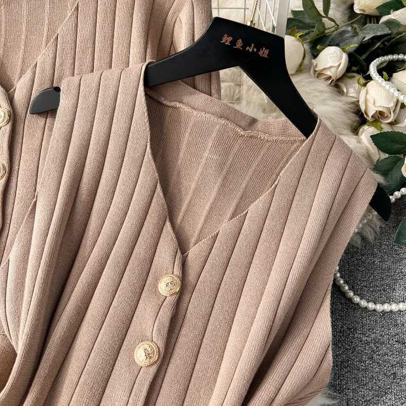 Three Piece Sets Women Pant Set Knitted V Neck Vests Spring Elegant Coats Tops Wide Leg Long Pants Single Breasted 2025 VintageT251022