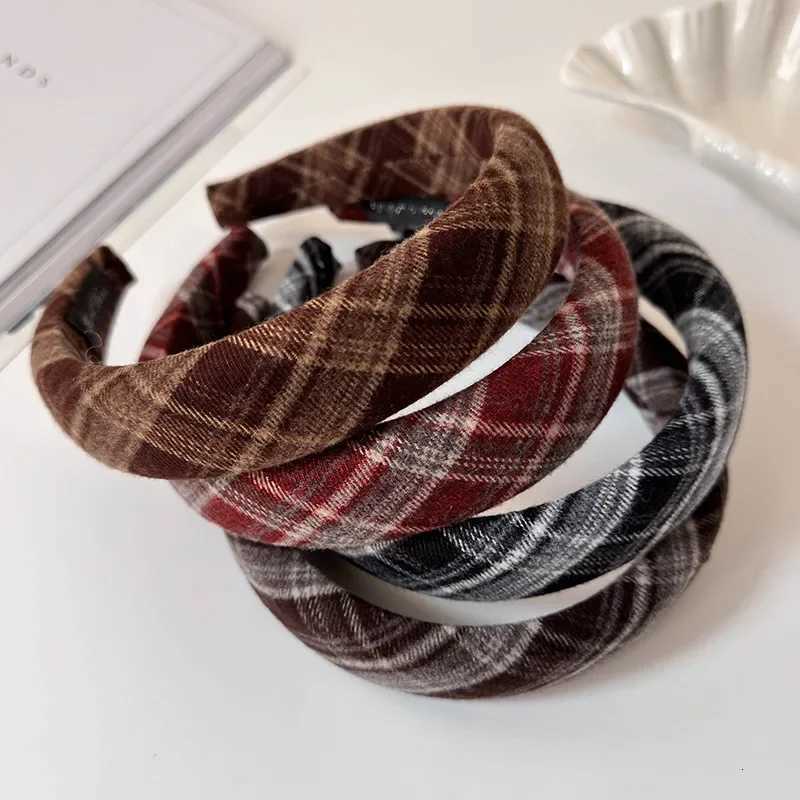 Autumn Winter Retro Preppy Style Plaid Contrasting Headband Womans Temperament Hair Hoop Hair Band Female Party Hair Accessories V251022