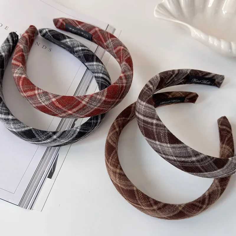 Autumn Winter Retro Preppy Style Plaid Contrasting Headband Womans Temperament Hair Hoop Hair Band Female Party Hair Accessories V251022