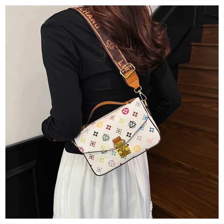 2025 Fiable Tote Artistic Print Design Adjustable Strap Spacious Crossbody Bag Stylish ryday Essential Y251022