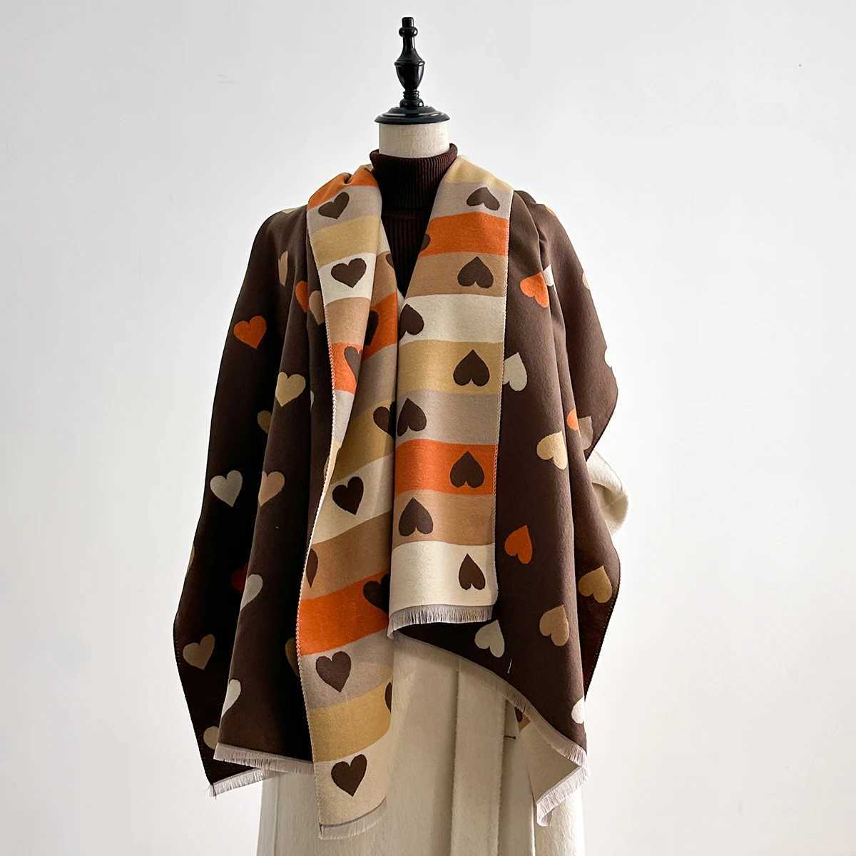Autumn Winter Retro Imitaion Cashmere Shawl Fashion Woman Versatile Heart Doublesided Color Matching Thick Warm Scarf J251129