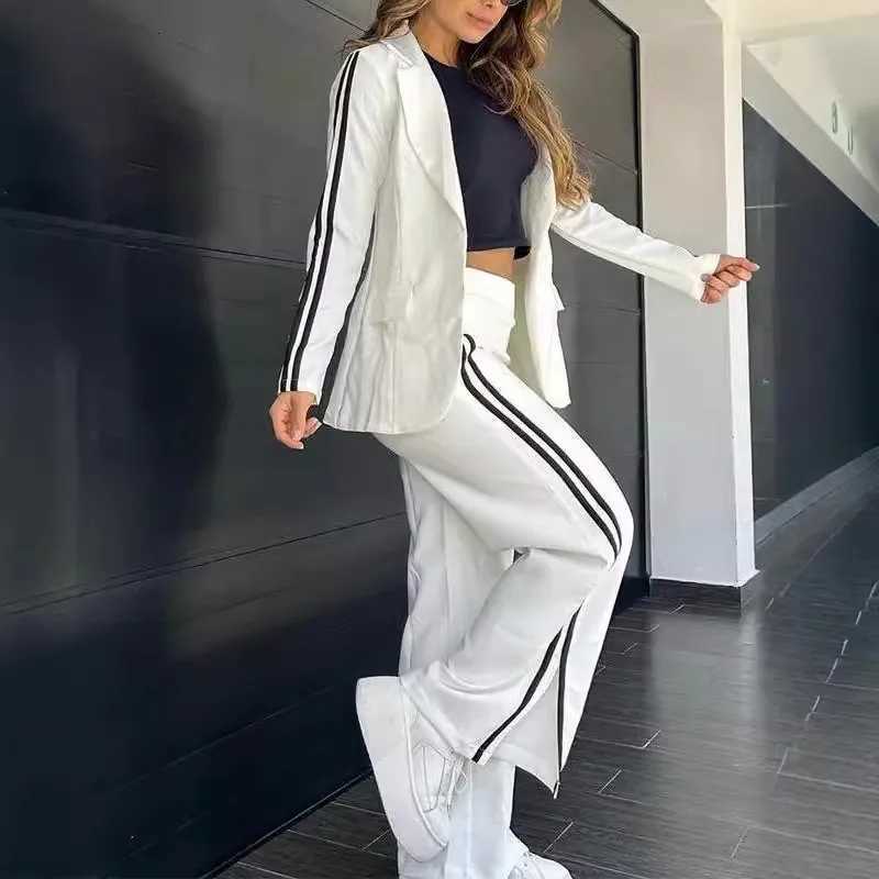 Elegant Office Lady Set Fashion Khaki Lapel No Buckle Blazer Striped Side Split Straight Trousers Two Piece Set 2025 Autumn NewT251022