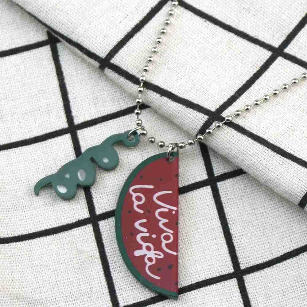 Shining Watermelon Necklace Korean Ryeo Un Choker Woman Fashion Long Live Life Cartoon Chain Alloy Cosplay Collier Friends Gift U251022