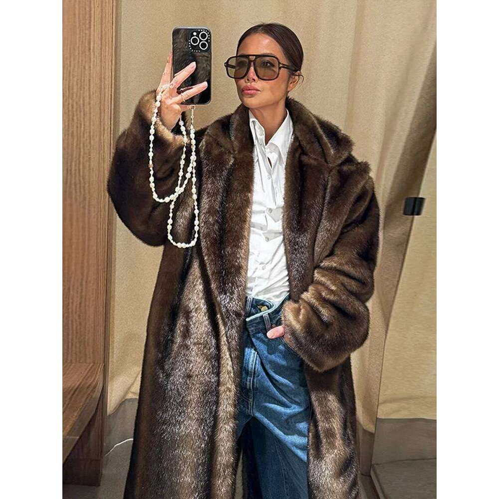 Winter Warm Thick Women Faux Fur Oversized Long Coats Fleece Overcoat 2025 New Female Elegant Street Outerwear