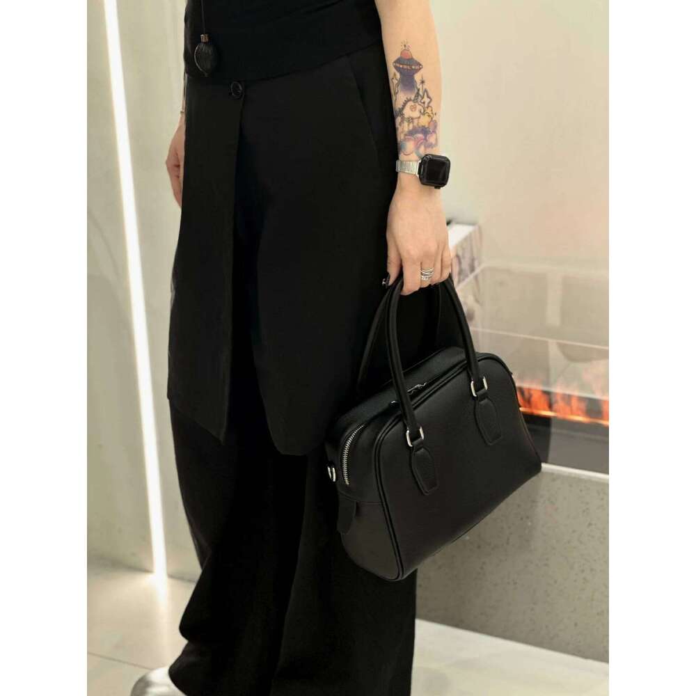 Bowling Shoulder handbag Designer Genuine Leather With Large Capacity Women Cowhide Retro Boston Travel Bag