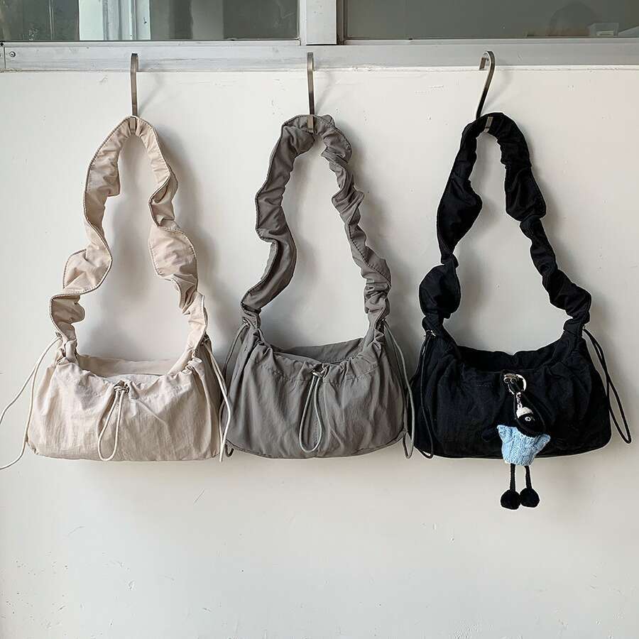 Korean Women's Pleated Trendy Artistic Crossbody Nylon Niche Design Fashion Casual Single Shoulder Small Square Bag B5