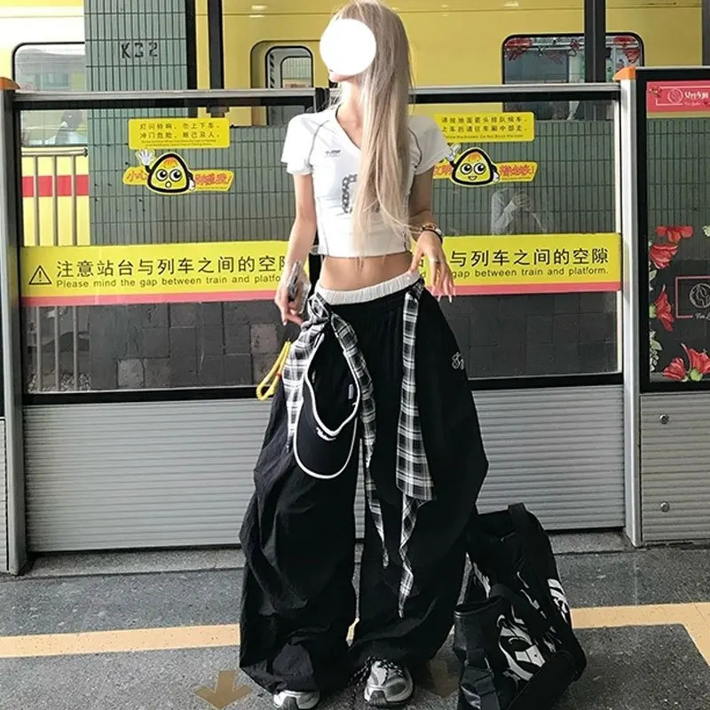 Y2K Black Cargo Pants Women Streetwear Plaid Patchwork Baggy Sweatpants Harajuku Wide Leg Joggers Summer Korean Casual Trousers 251016