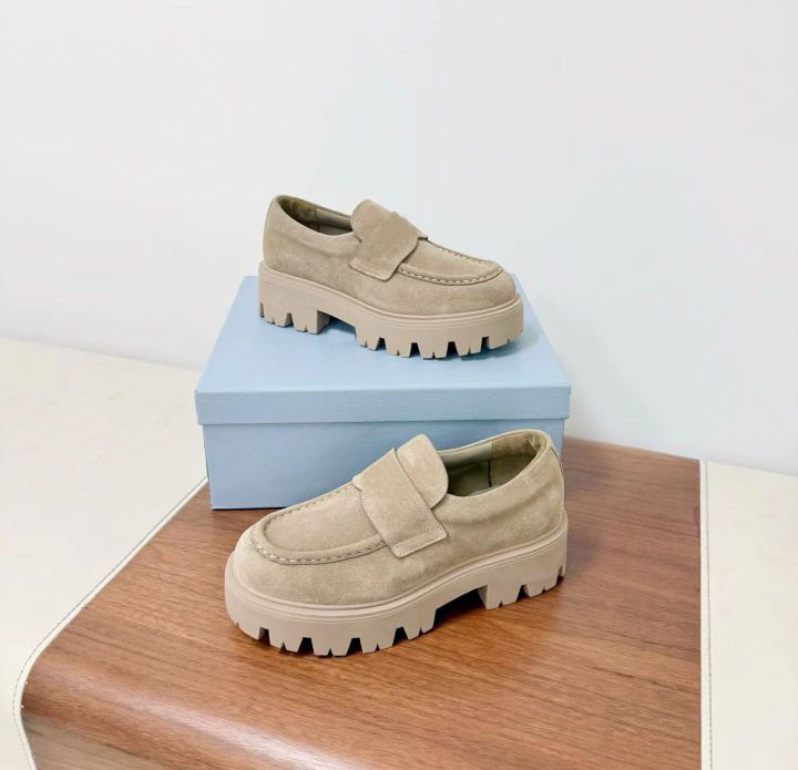 High quality women's designer formal shoes fashionable metal buckle leather flat shoes casual outdoor park party hiking shoes 35-41