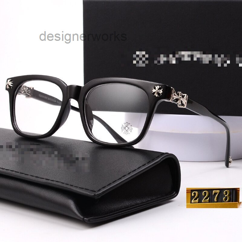designer luxury crome chrome hearts heart glasses for men women Chromeheartsglases chromehearts New Sunglasses for Men and Women Square Frame Classic Travel 0JOR