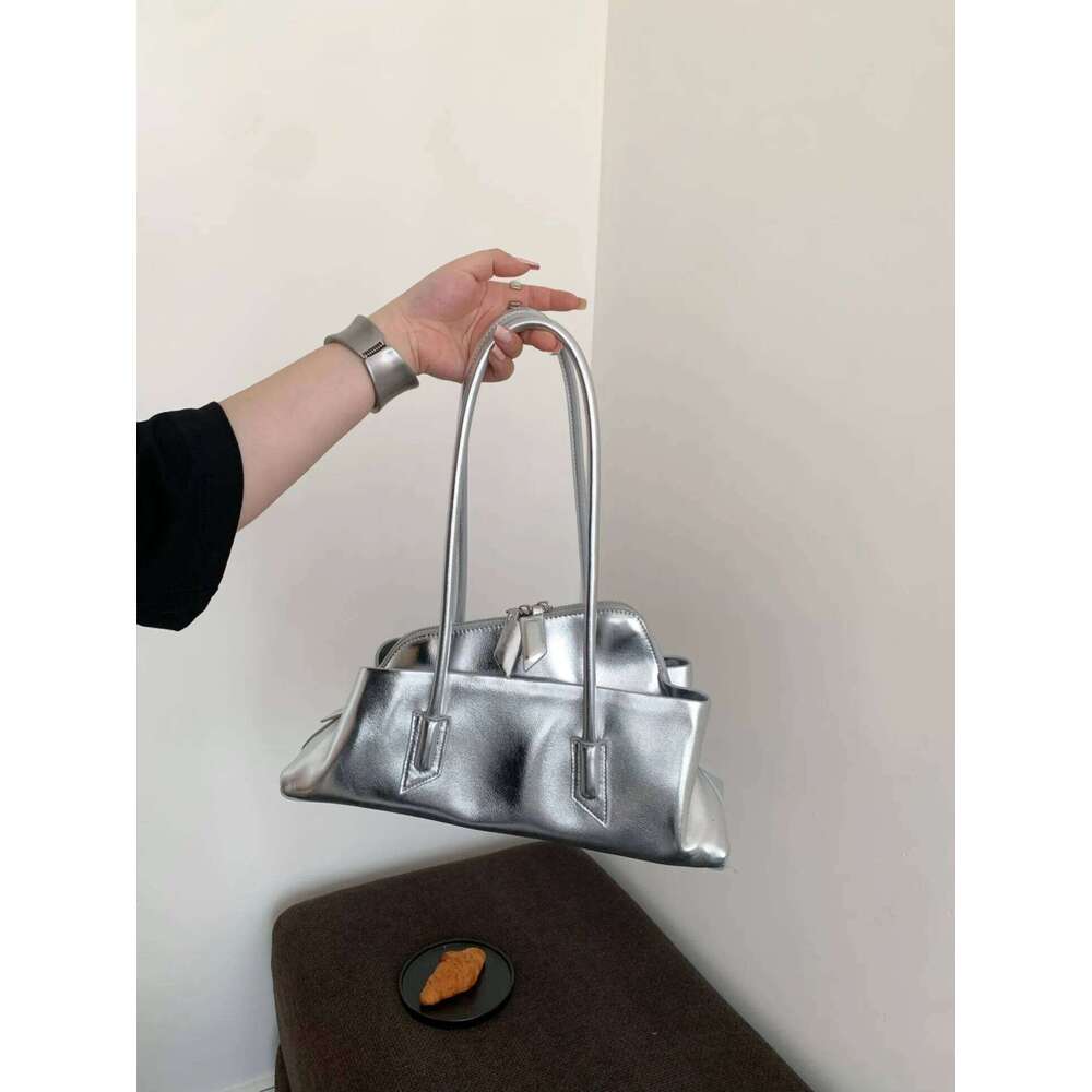 Retro Crocodile Pattern Large Capacity Tote Design Women's Pleated Leather Shoulder Female Daily Commuter Bag 2025