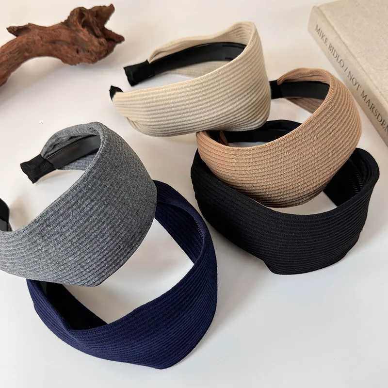 Retro knitted widened headband for women elegant Simplicity Allmatch Going Out hairband Fashion Hair Accessories V251022