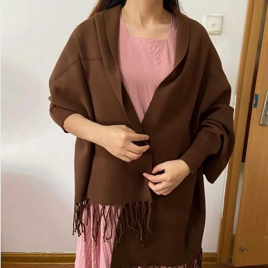 Black Grey Plus Size Out Wear Winter Knitted Poncho Women Solid Design Cloak Female Long Batwing Sleeves Coat Vintage Shawl J251118