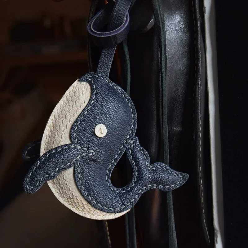 Handmade leather bag charms whale bag pendants leather car keychain pendants doll small decorations birthday gifts J251121