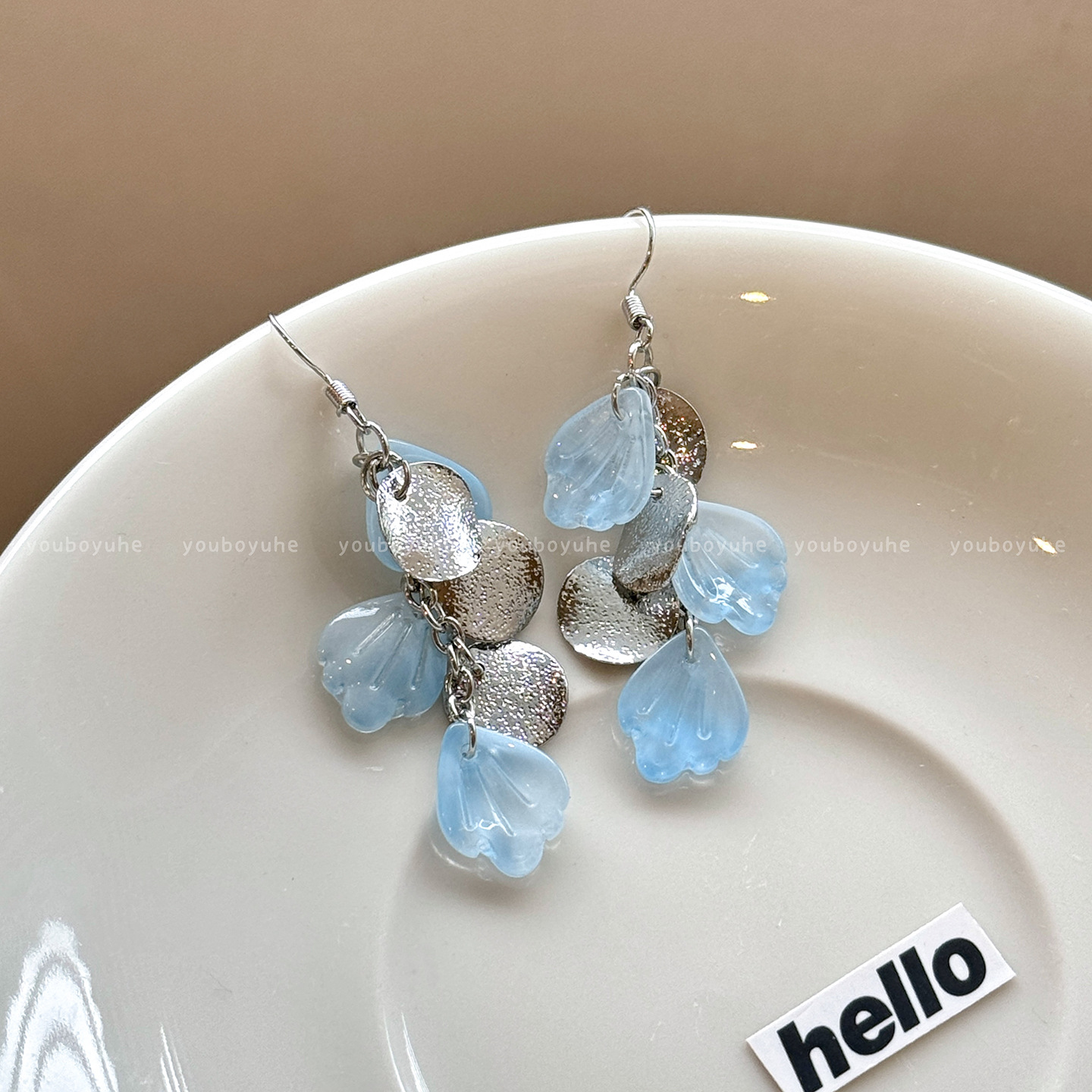 Designer earrings Retro Elegant Pearl Flower Shell Zircon Earrings for Women High Grade and Light Luxury Earrings free shipping diamond earrings