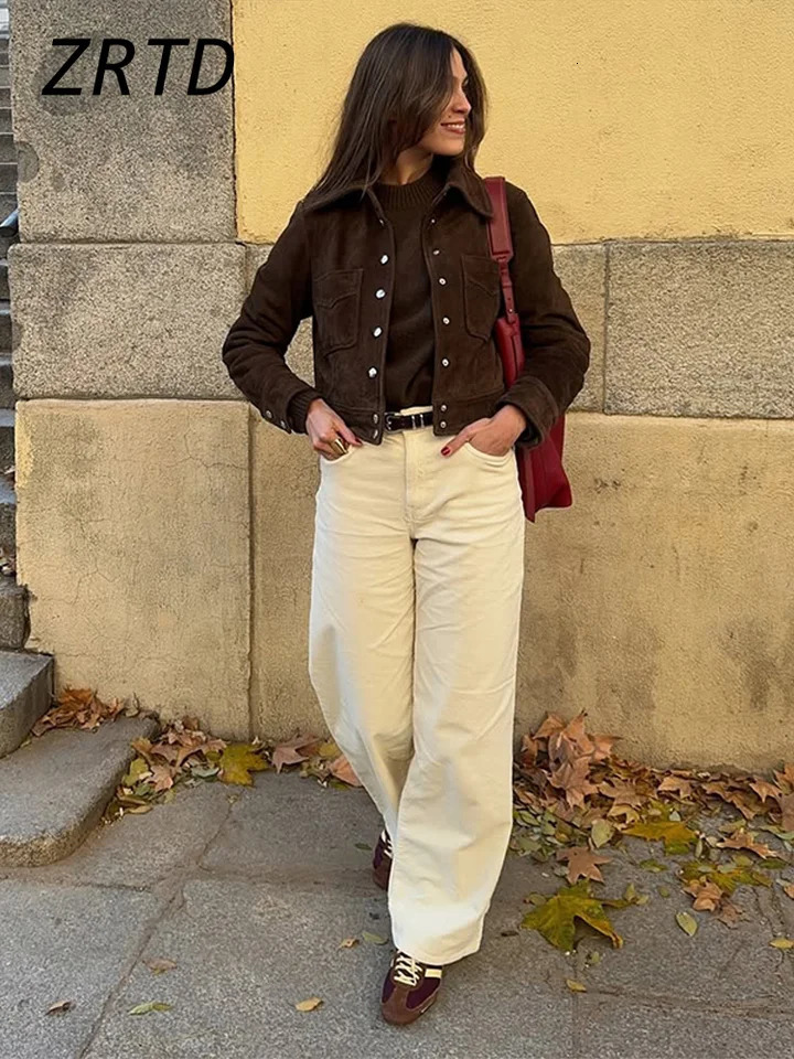 Street Womens Short Brown Suede Jacket Lapel Single Breasted Full Sleeve Pocket Female Coats Autumn Lady Commute Outerwear 251020