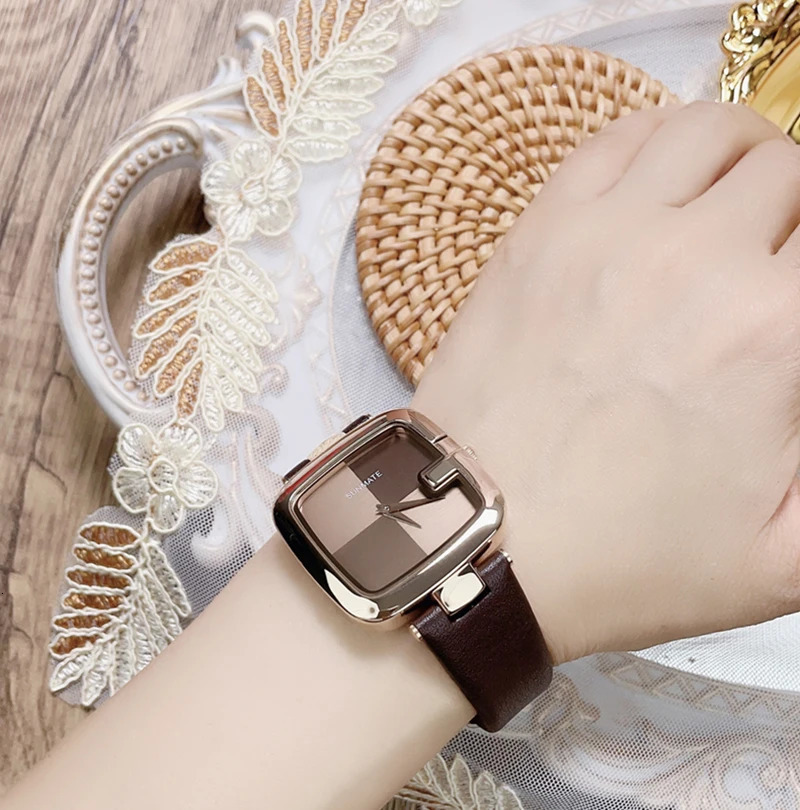 Elegant Ultrathin Nordic Minimalist Style Quartz Movement Womens Watch with Fashionable Genuine Leather Strap and Gift Box 251027