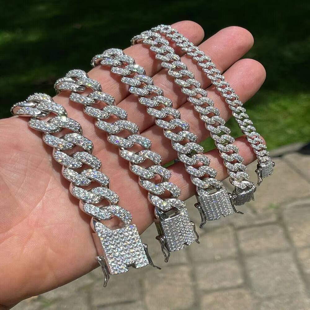Iced Out Moissanite Diamond Cuban Chain Elegant Jewelry for Men