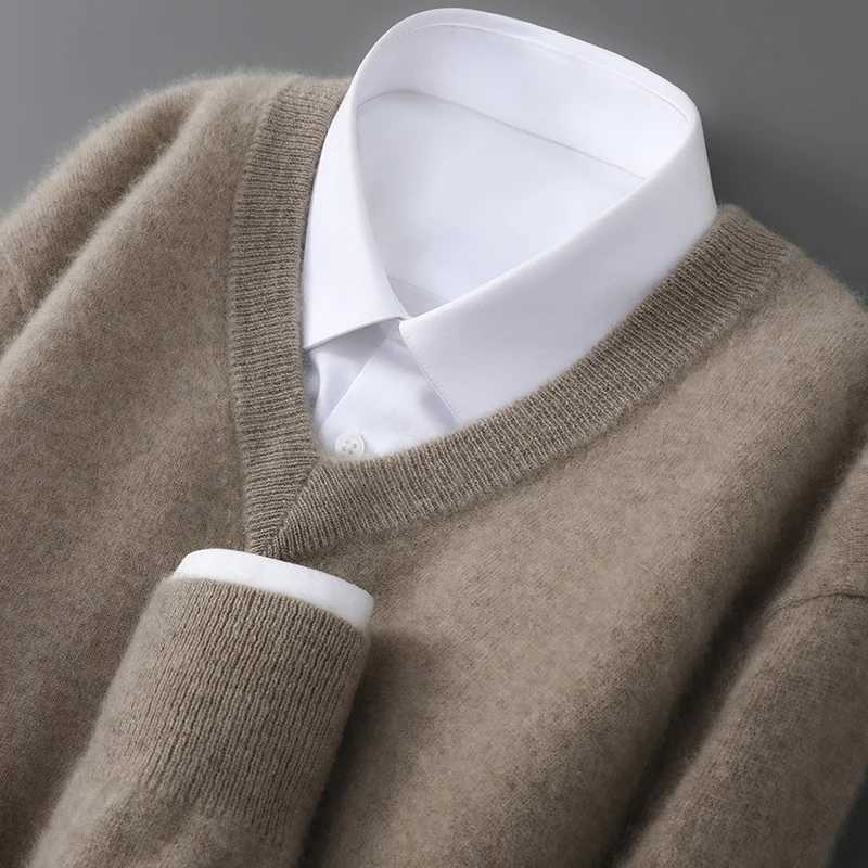 2025 Autumn Winter New Mens Wool Sweater Solid Color VNeck Pullover Sweater Casual Loose Business Knit Plus Size Base SweatersXJ251022