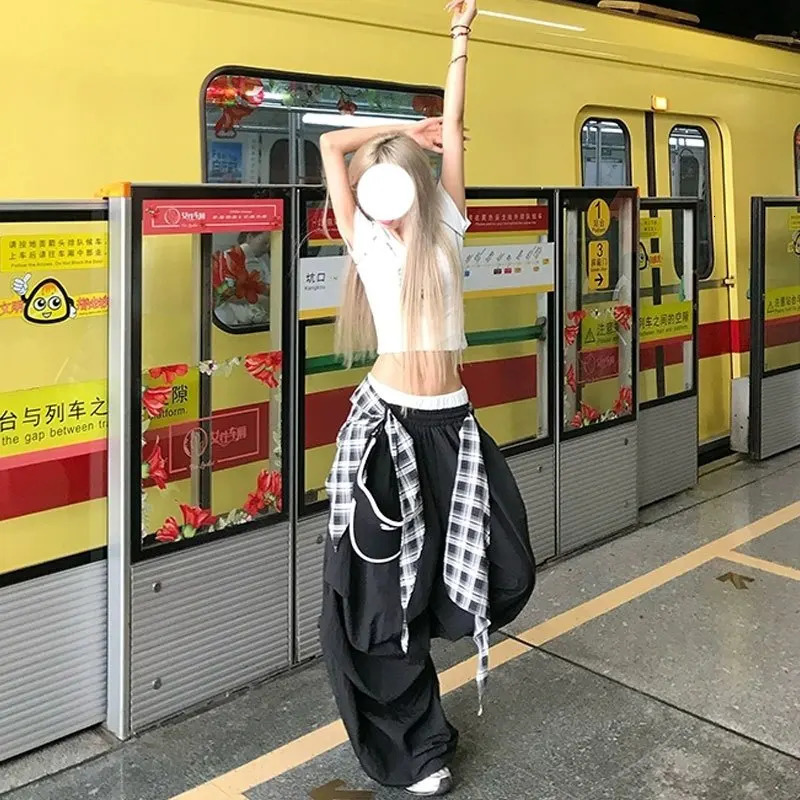 Y2K Black Cargo Pants Women Streetwear Plaid Patchwork Baggy Sweatpants Harajuku Wide Leg Joggers Summer Korean Casual Trousers 251016