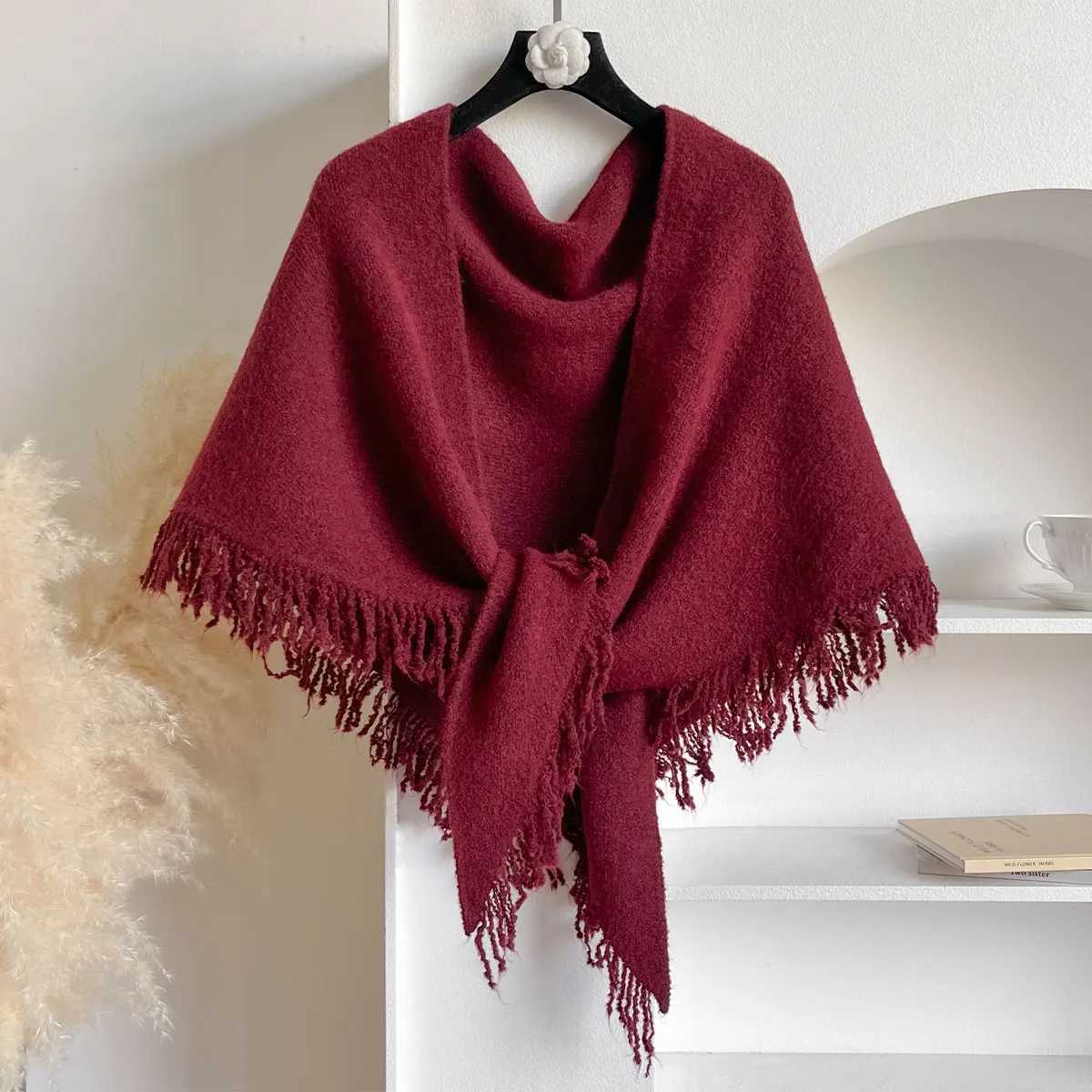 2025 Autumn and Winter New Womens Neck Wrap Wool Blended Tassel Triangular Shawl Female Thickened With Knitted Warm Shoulder J251129