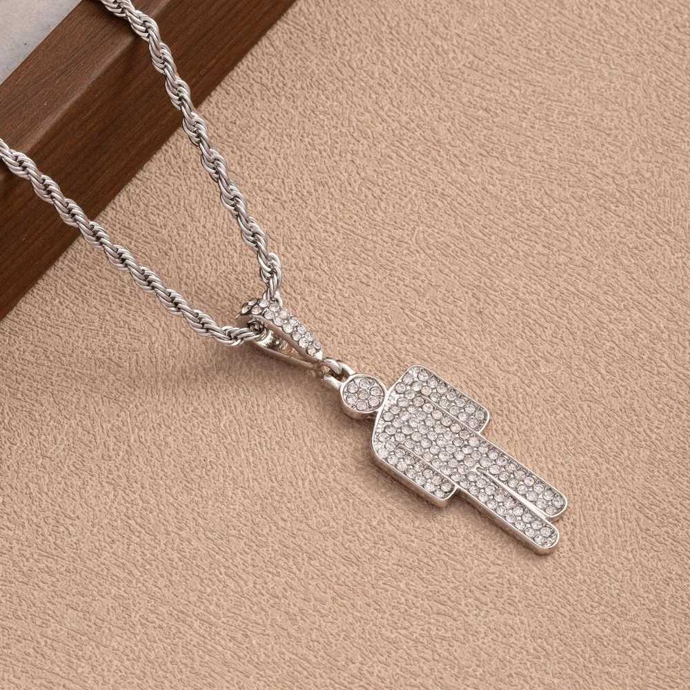 Fashionable Luxury Cartoon OffCenter Rhinestone Pendant Necklace Trendy Hip Hop Unisex Pendants Gemstone Lock Chain V251022