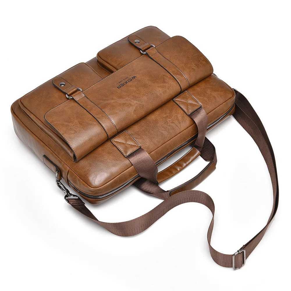 Mens bag luxury designer handbag large capacity briefcase 156inch laptop bag mens travel crossbody bags shoulder bag W251022