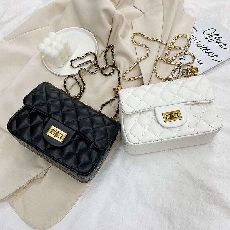 Winter New Fashion Women's Niche Design Embroidered Single Shoulder Crossbody Bag