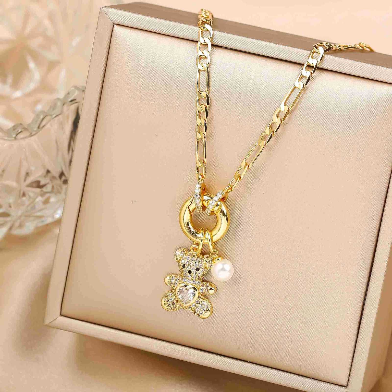 High Quality Shiny Crystal Zirconia Animal Cute Bear Pendant Necklace Choker for Woman Girl Holiday Lock Bone Chain Jewelry Gift U251022