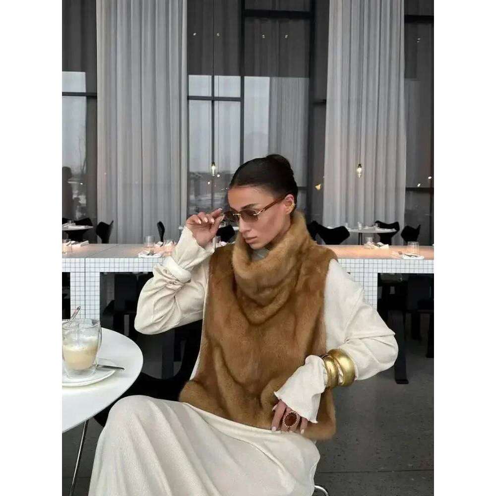 Women Solid Faux Fur Vest Crop Top Fashion Turtleneck Fluffy Short Tank Tops 2025 Winter Female Elegant Sleeveless Jacket Coat