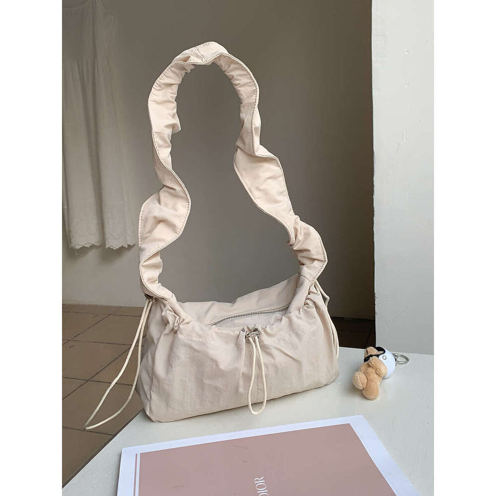 Korean Women's Pleated Trendy Artistic Crossbody Nylon Niche Design Fashion Casual Single Shoulder Small Square Bag B5