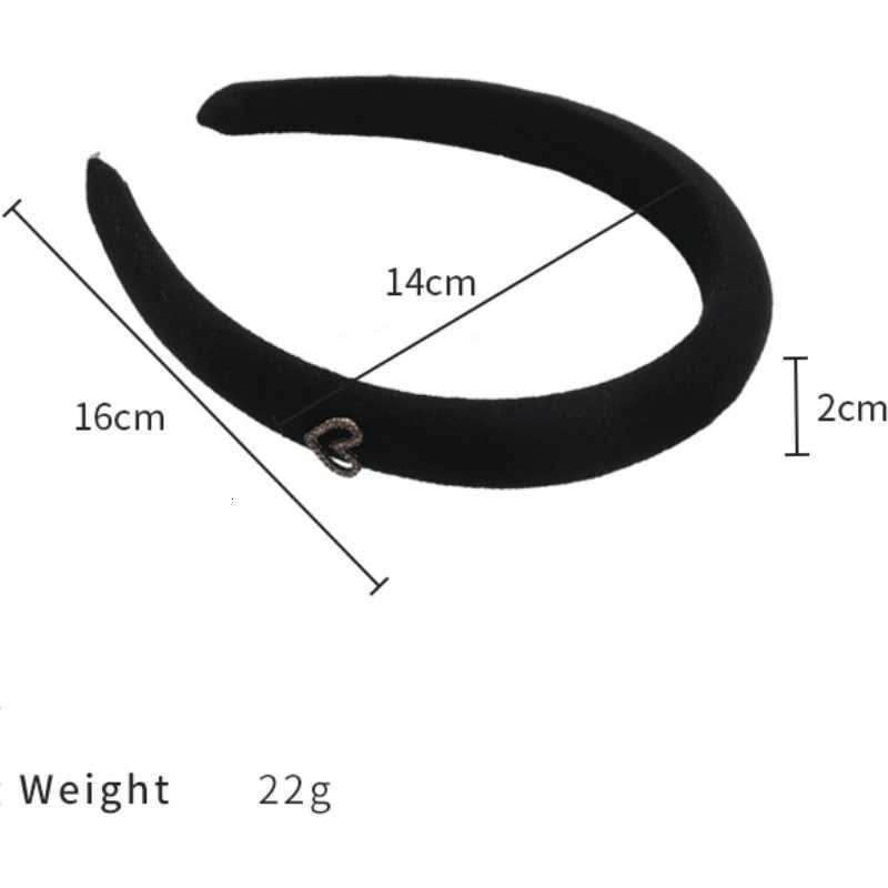 Rhinestone Heart Sponge Headband Hairband for Woman Girls Sweet Temperament Hair Hoop Autumn Winter Fashion New Hair Accessories V251022