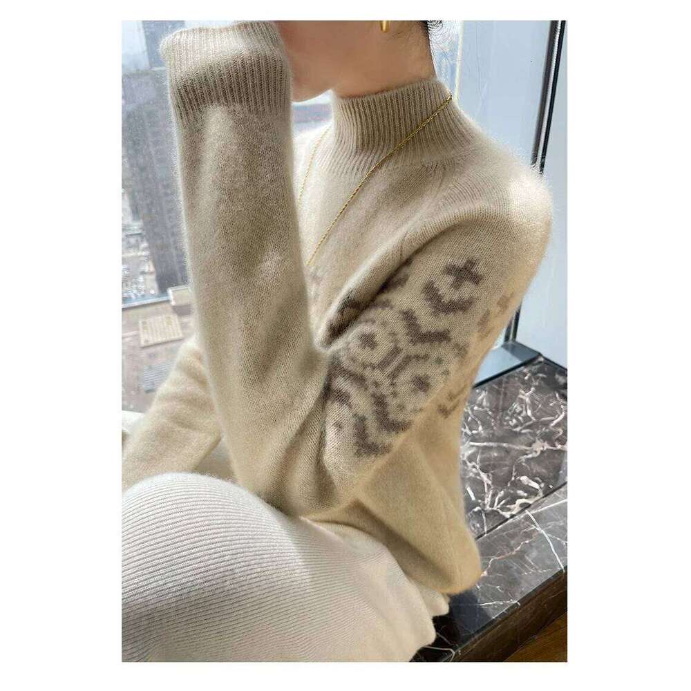 Women's 100% Pure Cashmere Jacquard Thick Knitted Loose Bottom High Neck Sweater For Autumn And Winter New Arrival 251022