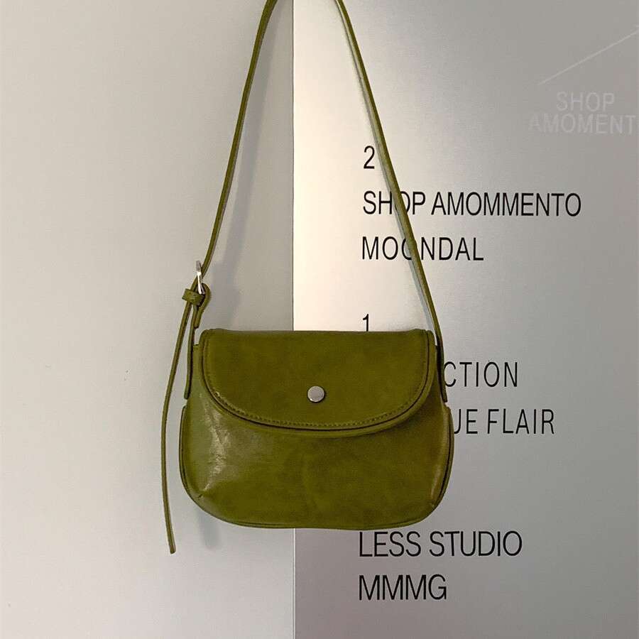 New Fashion Simple Single Shoulder Small Square PU Leather Niche Style Underarm High-End Shell Saddle Bag B5