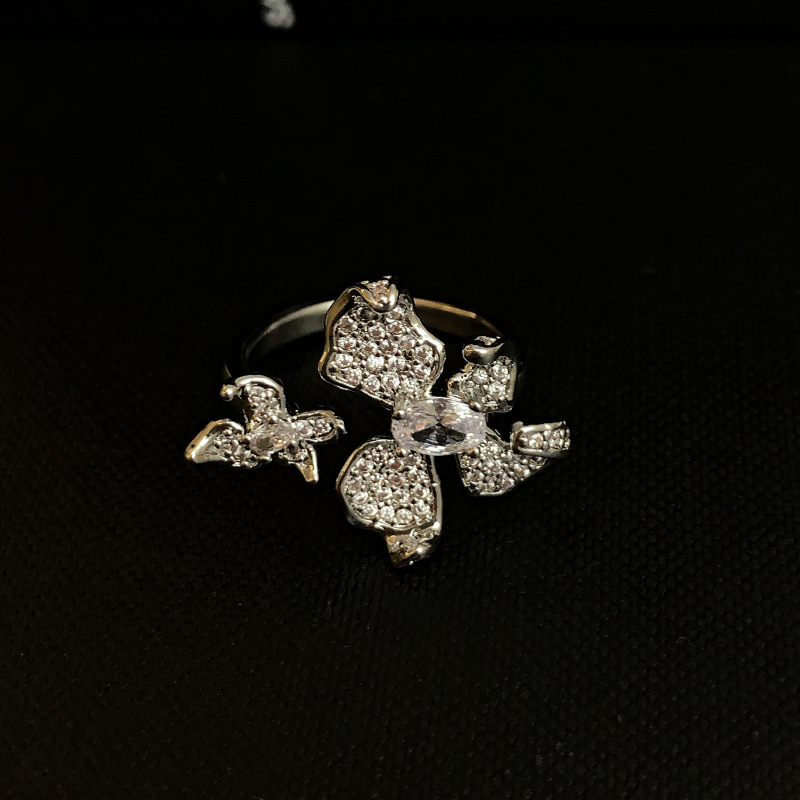 Designer ring Full Diamond butterfly Zircon Clover Flower Ring for Women Light Luxury Fashionable Adjustable Opening free shipping Valentine's Da