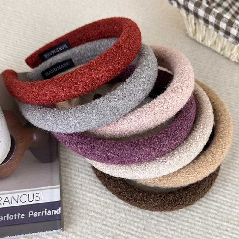Winter Retro Solid Color Plush Headbands Sponge Wide Hair Band For Women Girl Simple Elegant Hair Hoop Fashion Hair Accessories V251022