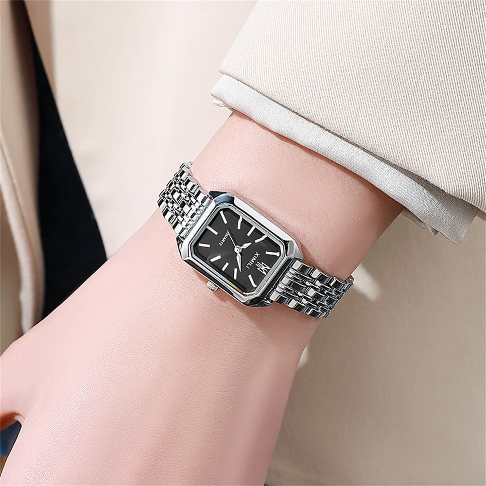 2025 Ladies Quartz Watch Fashion Simple Square Gold Womens Stainless Steel Clock Commercial Wristwatches Gifts 251027
