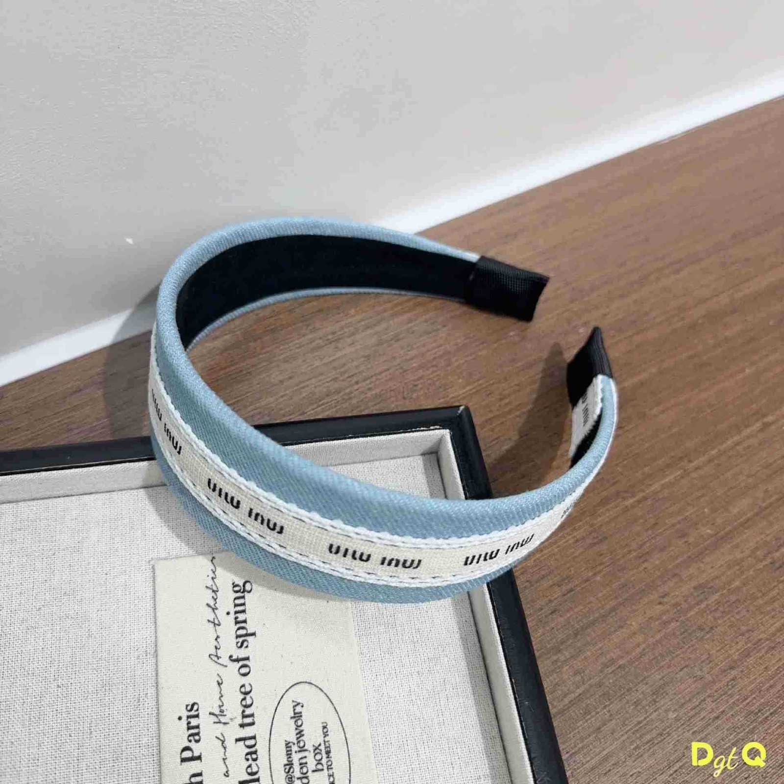 Luxury Solid Color Denim Letters Sponge Headband for Women 2025 Summer New Fashion Girl Wash Face Wide Edge Simple Hair Band M251022