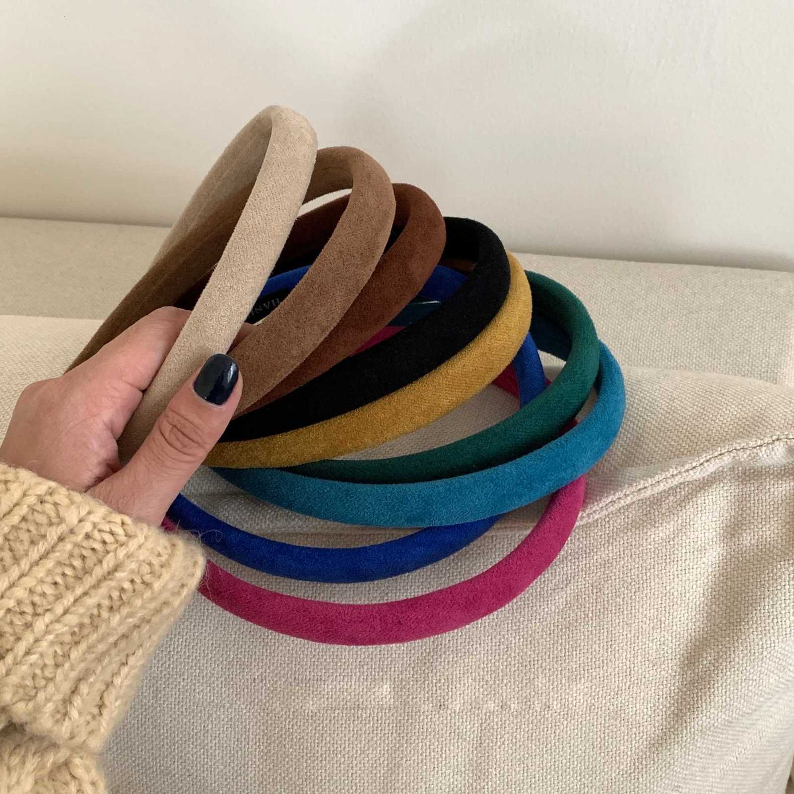 NEW Autumn and Winter Woman Elegant Retro Korean Velvet Hairband Narrow Suede Headband Girls Headwear Ladies Hair Accessories V251022