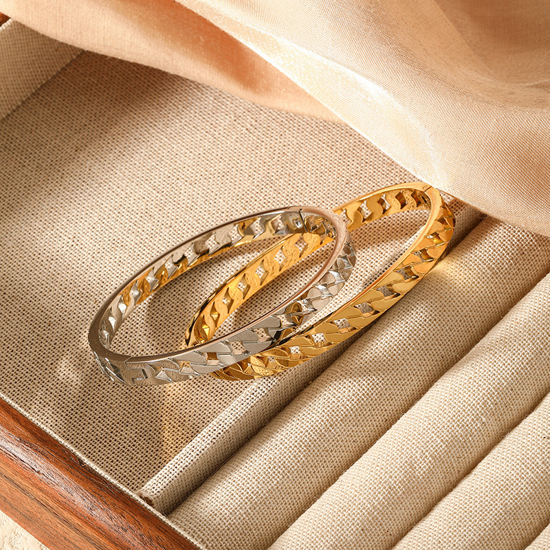 Charm bracelet Fashion Micro-Inlaid Diamond Titanium Steel Bracelet Open Simple Stainless Steel Bracelet gold bracelet for women free shipping