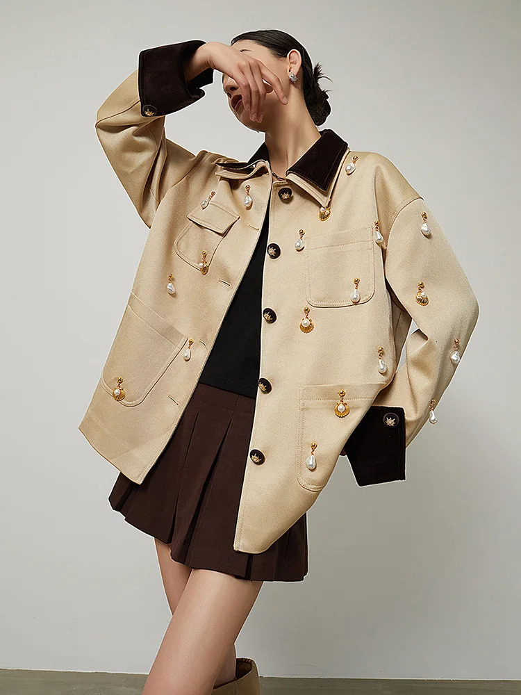 Elegant Women Pearl Embellished Jacket Long Sleeve Button Down Pocket Coat Contrast Collar Vintage Style Outerwear for Ladies251022