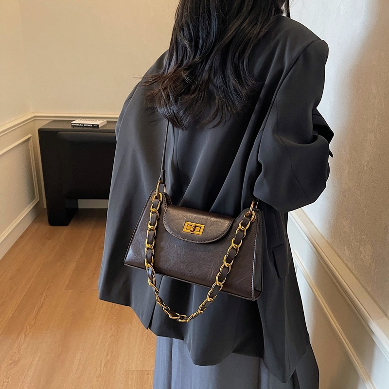 Luxury Brand Designer Bag French Fashion Women's Bag 2025 Autumn Winter New Simple Stylish Niche Design Single Shoulder Underarm Bag Small Square