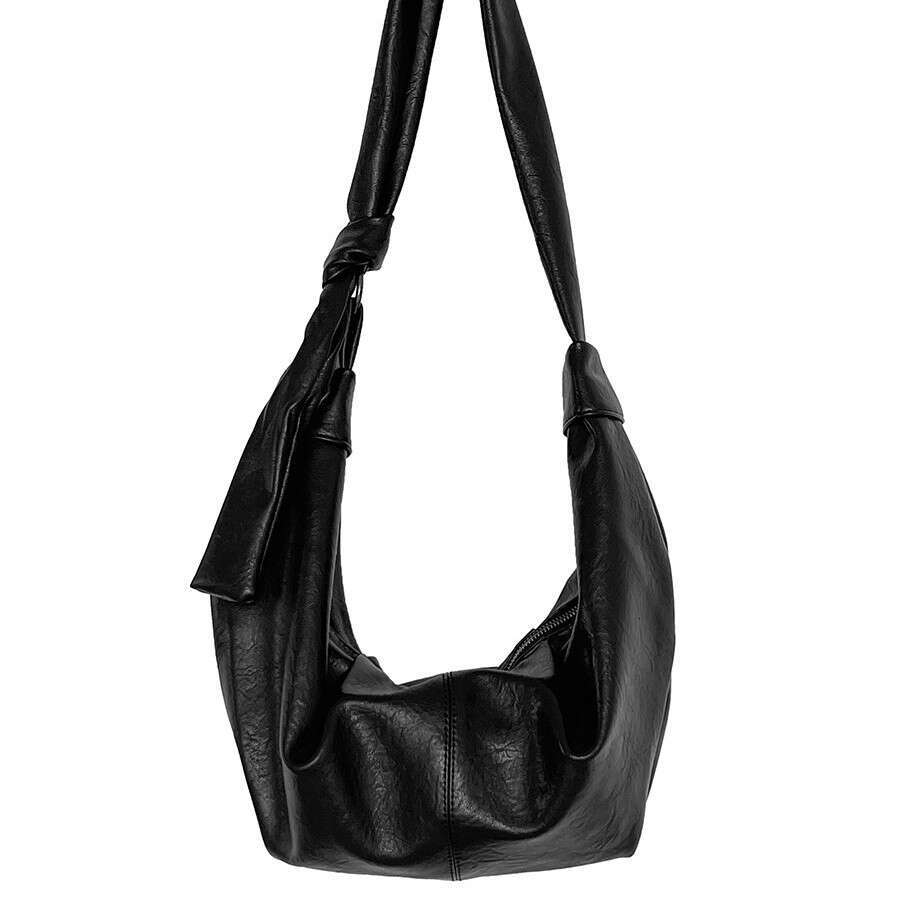 Korean Version New Single Shoulder Student Niche Design Commuting Crossbody For Women Large Capacity Versatile Soft Leather Dumpling Bag B5