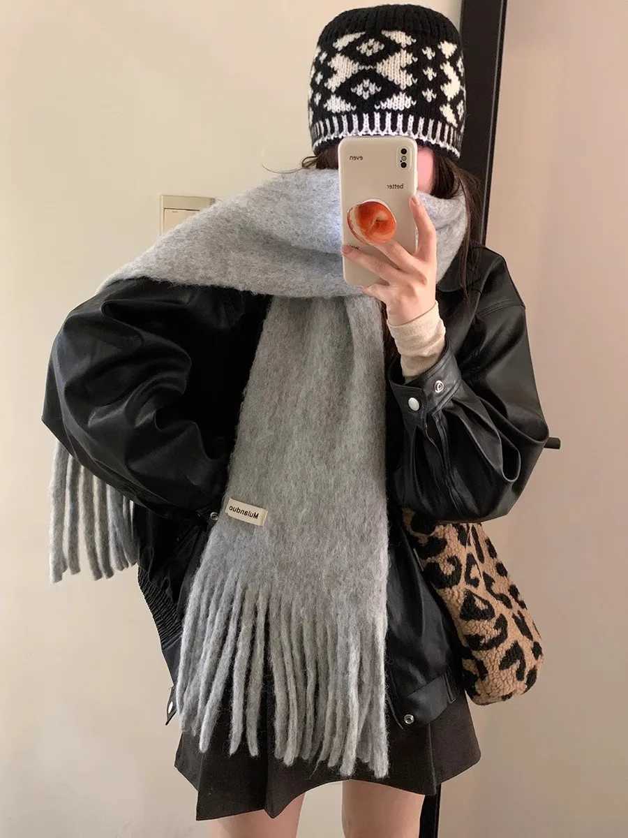 Womens Thick WoolBlend KoreanStyle Gray Knit Scarf For Autumn And Winter Warm And Stylish Perfect For Students J251022